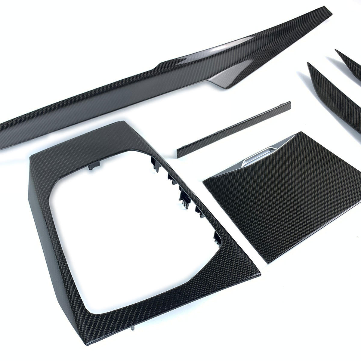 Carbon fiber dashboard, center console, and gearshift lever suitable for BMW G80 and G82 G87 interiors