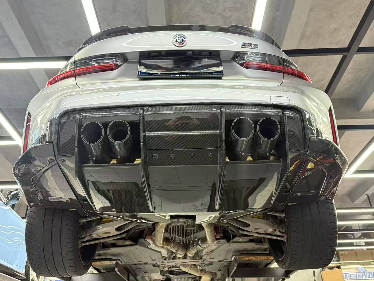M3 G80 M4 G82 G83 Dry Carbon Fiber Rear Diffuser RSC Style