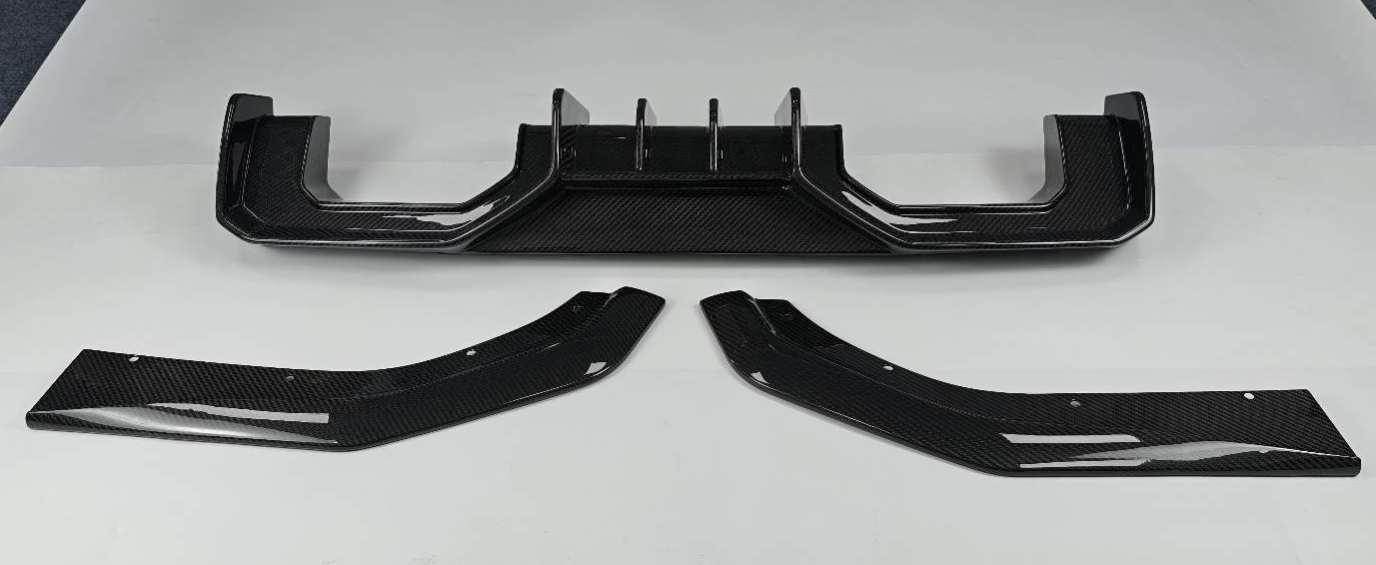 Carbon Fiber Auto Modification Parts For BMW G8X F8X camaro C7 Front Lip Rear Diffuser Side Skirt Mirror Housing Spoiler Air Vents Body Aero Kits Replacement Auto Accessories