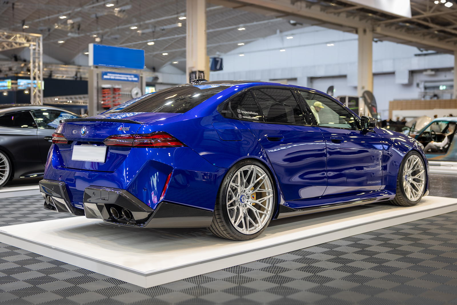 Dry carbon fiber modification kit for BMW G90 and G99