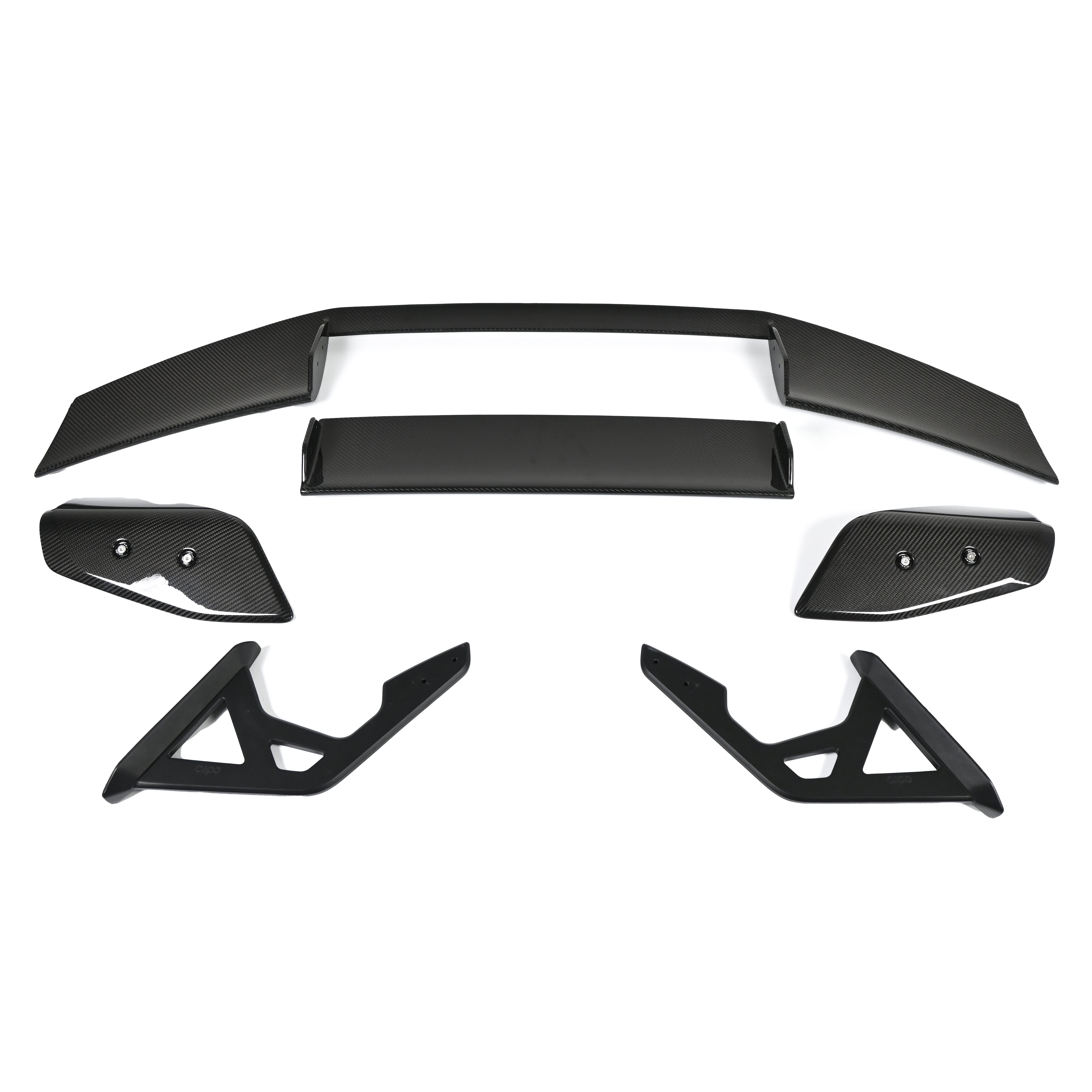 Dry carbon fiber rear spoiler for BMW M2, M3, M4, and AT-R3 models.