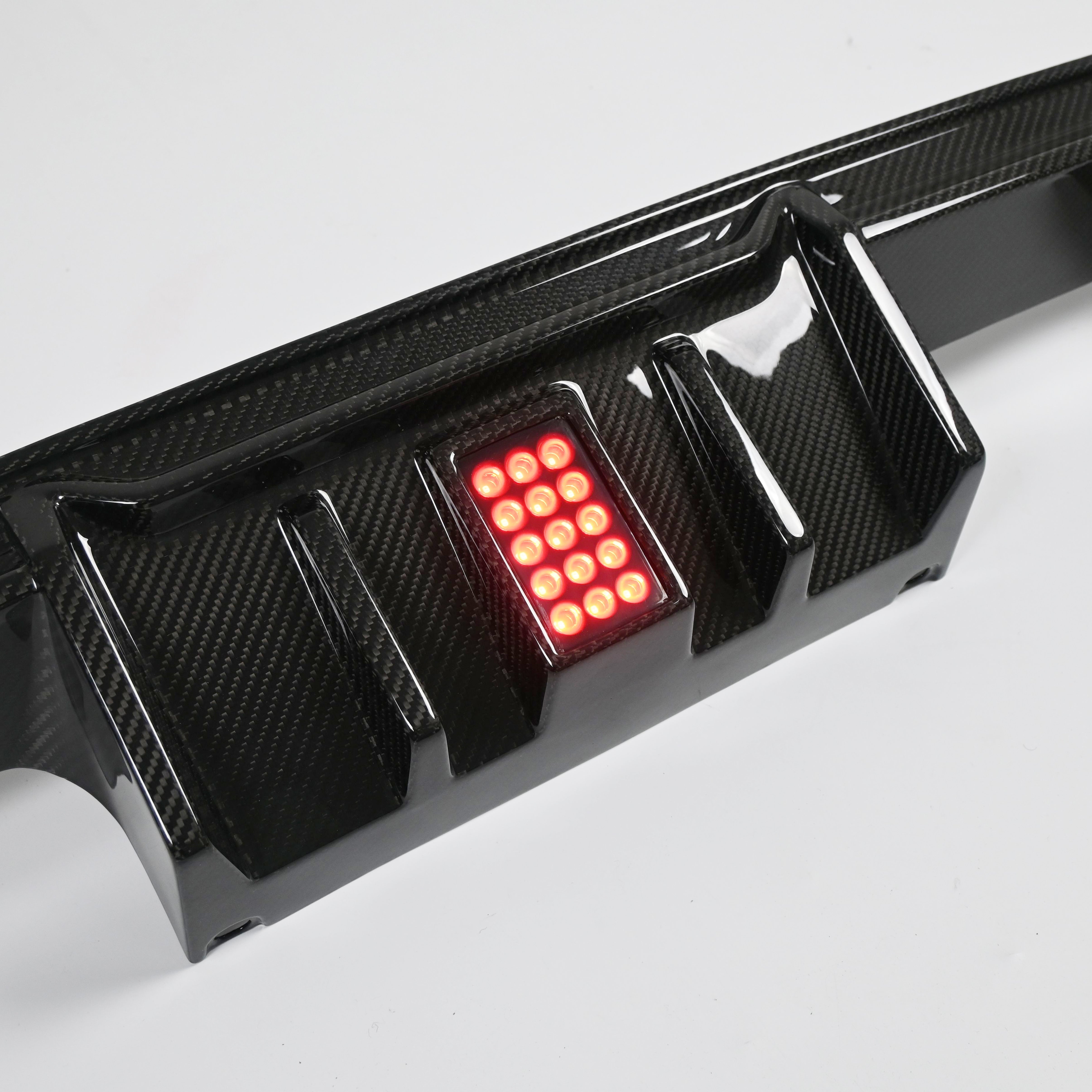 BMW M3 G80 / M4 G82 - CARBON FIBER REAR DIFFUSER WITH F1 LED (V2)