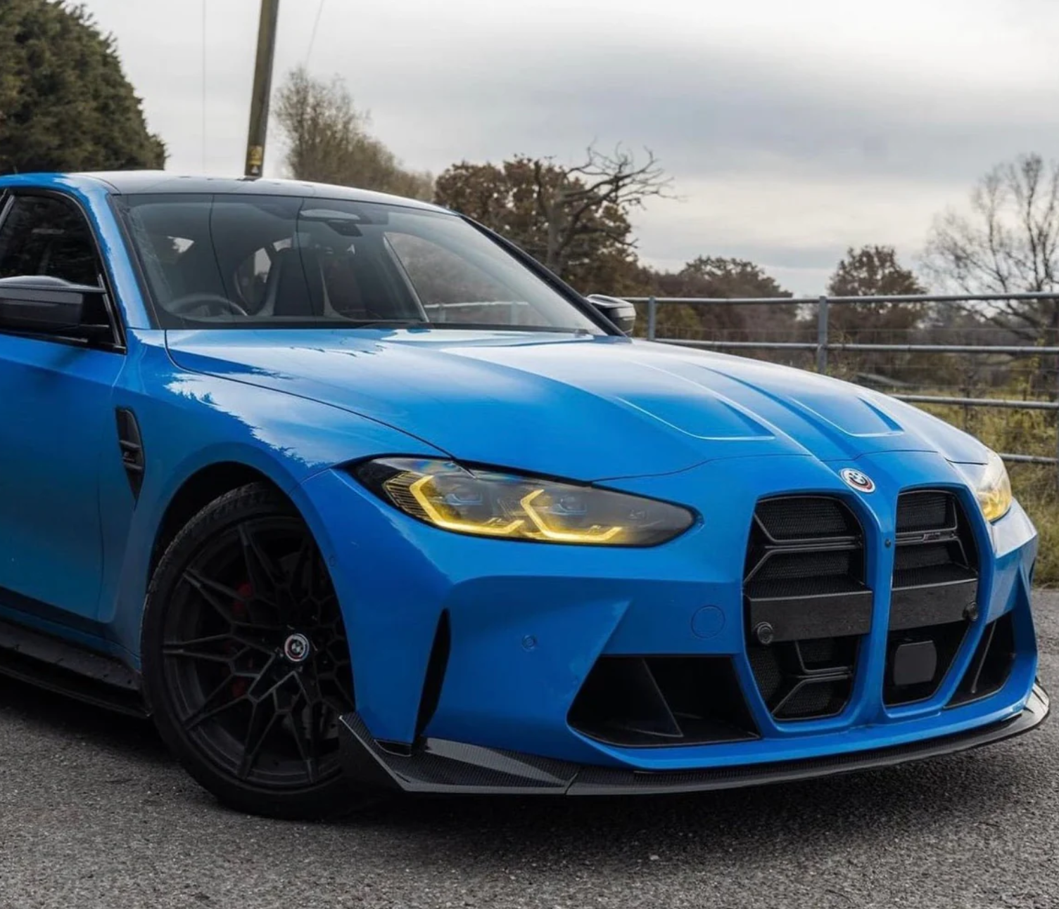 BMW M3/M4 G80/G82 Dry carbon fiber CSL three-stage front lip